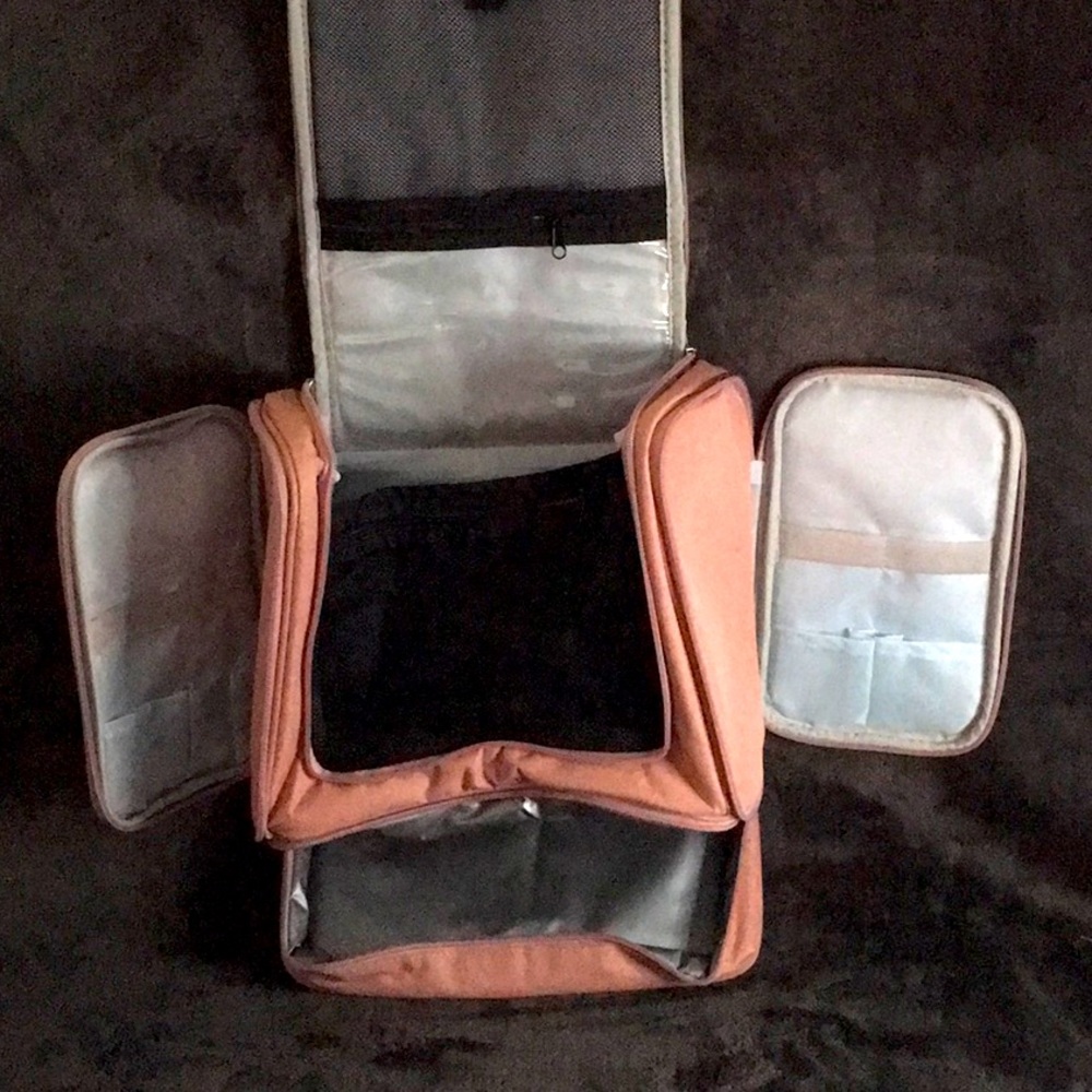 Large Capacity Toiletry Bag for Women with Hanging Hook